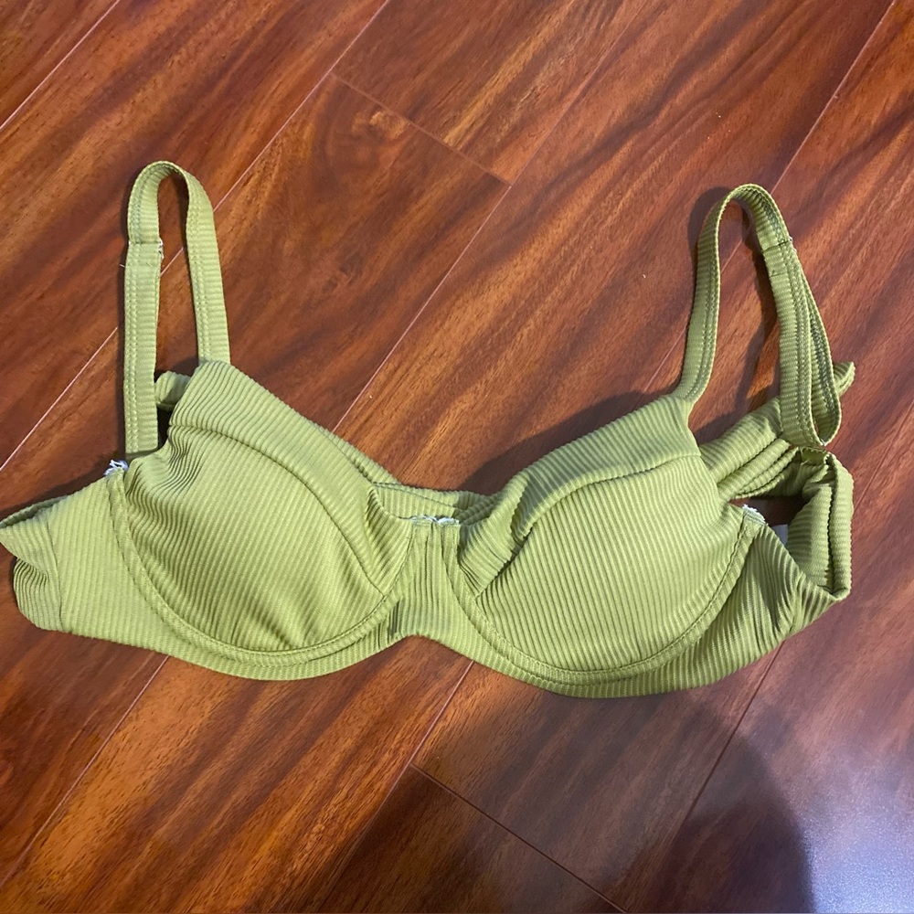 Zaful Olive Green Ribbed Bikini Top